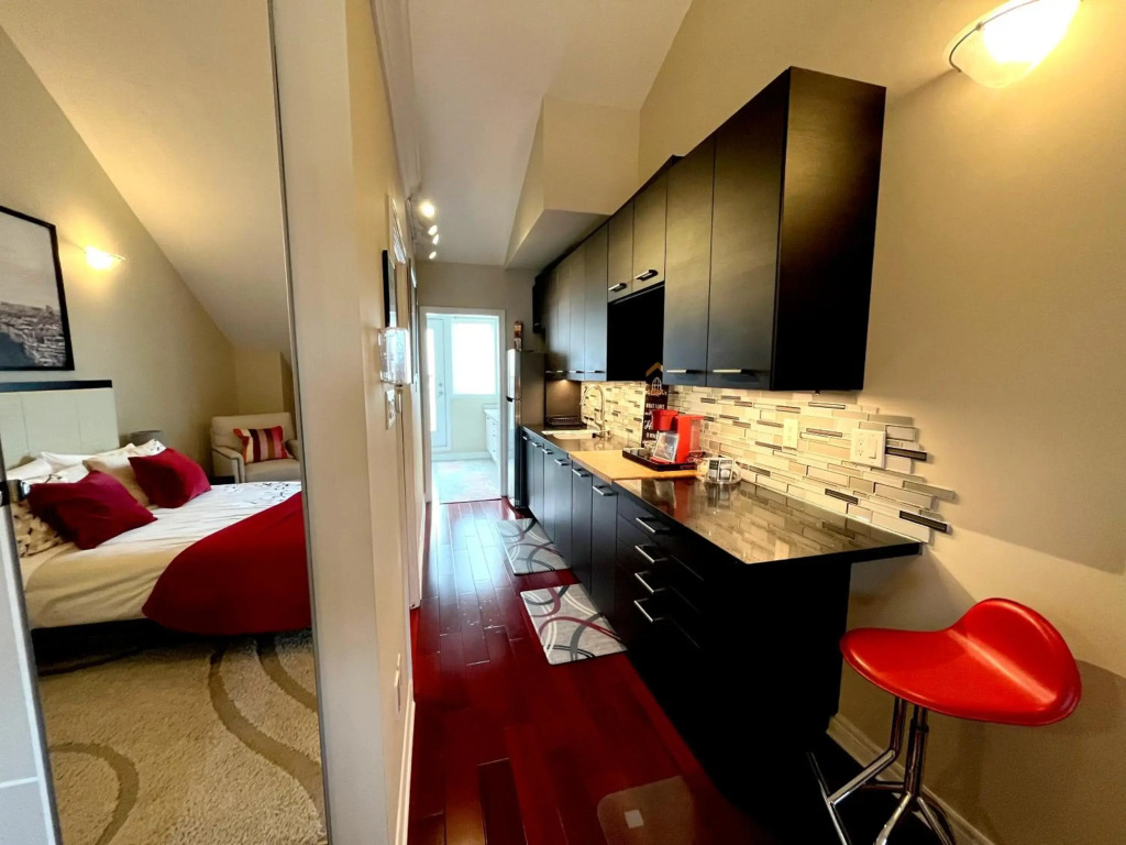 Stunning Studio in the Beaches
