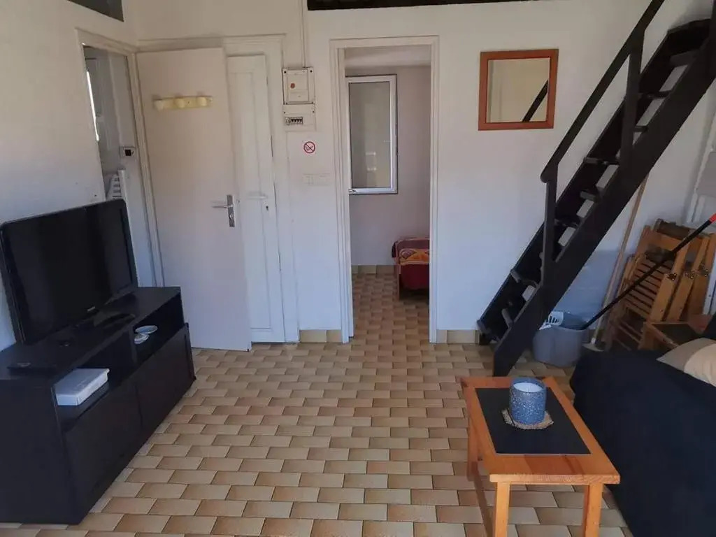 Appartement Cap d'Agde, 1 pièce, 5 personnes - FR-1-607-63