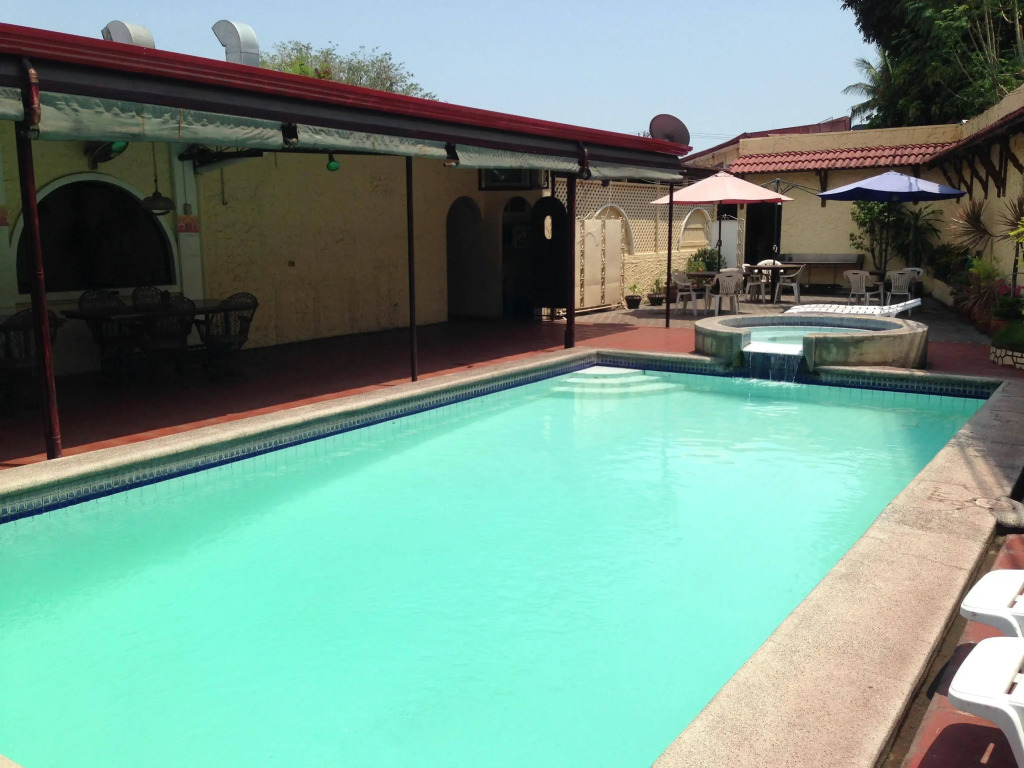Phoenix Hotel