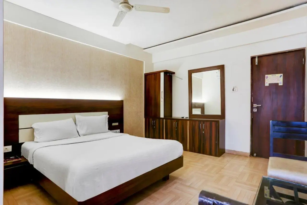 Capital O 87144 Vijay Residency