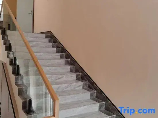 Shanghai Huitian Yuexing Hotel