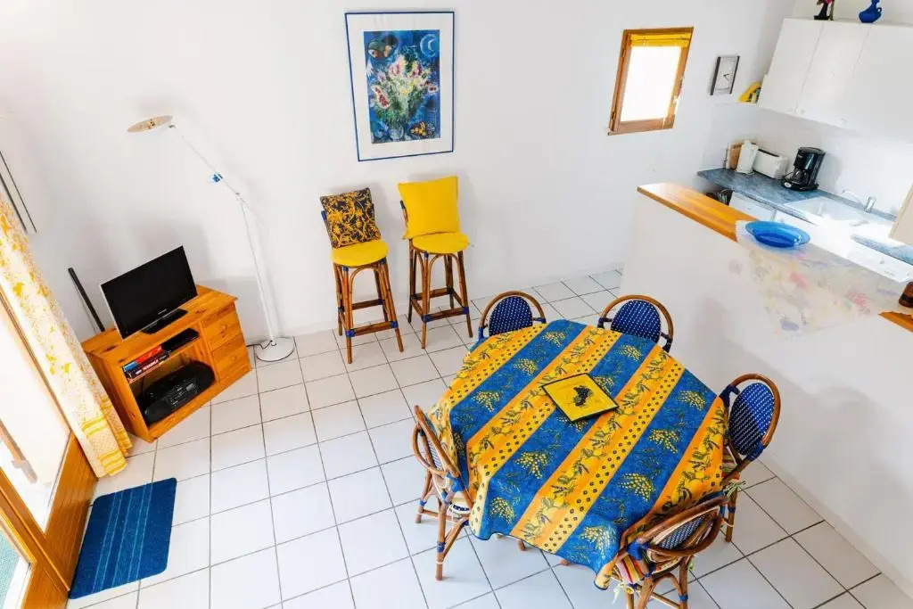 MM42 : Pavillon 3 pièces 4 couchages NARBONNE-PLAGE
