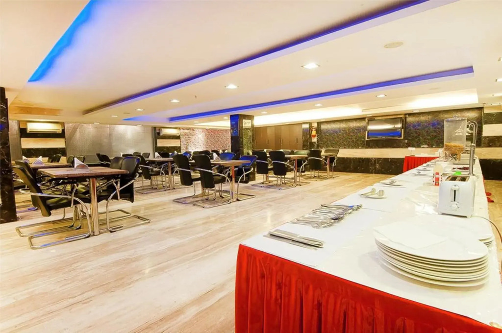 Hotel Amaltas International - Delhi-16
