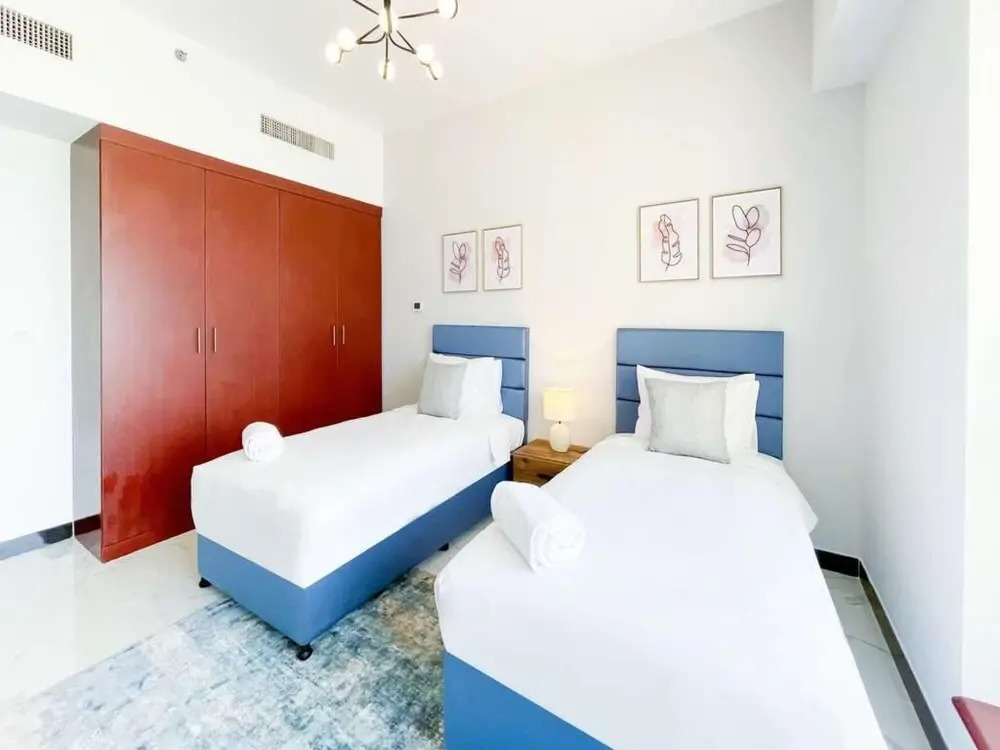 Lovely 3BR Unit w Beach View JBR