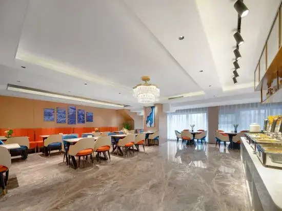 Yuncheng Jinlan Hotel (Lanzhou Wuyue Square Customs Subway Station Branch)