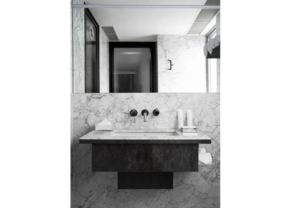 TUVE Hotel