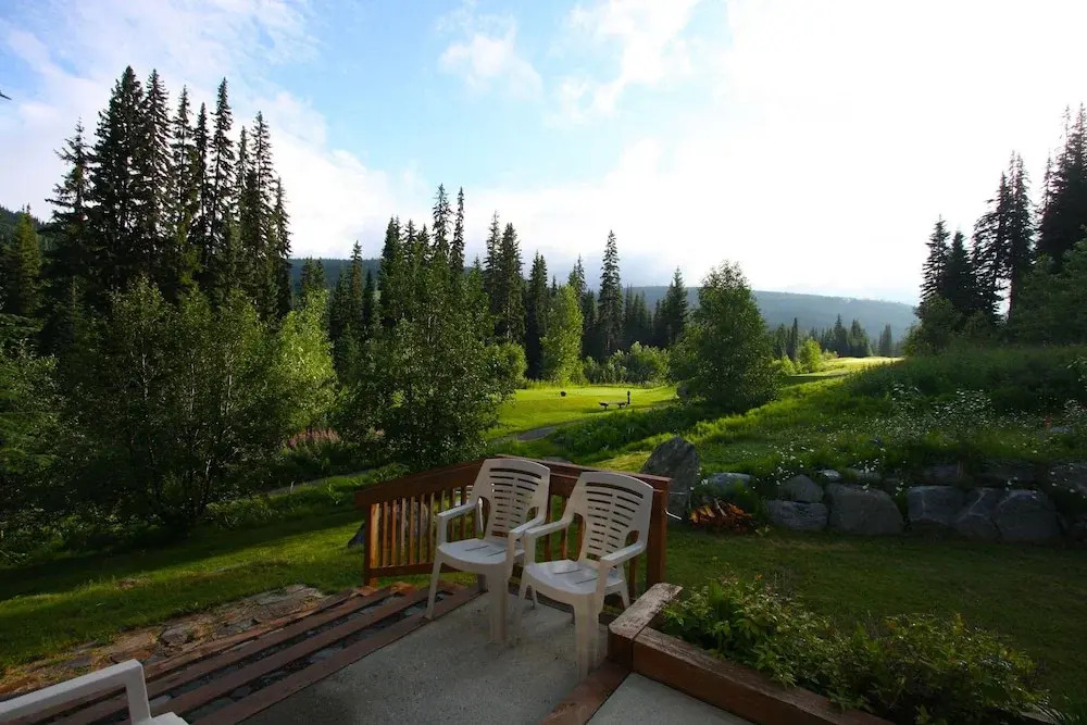 Pinnacle Lodge