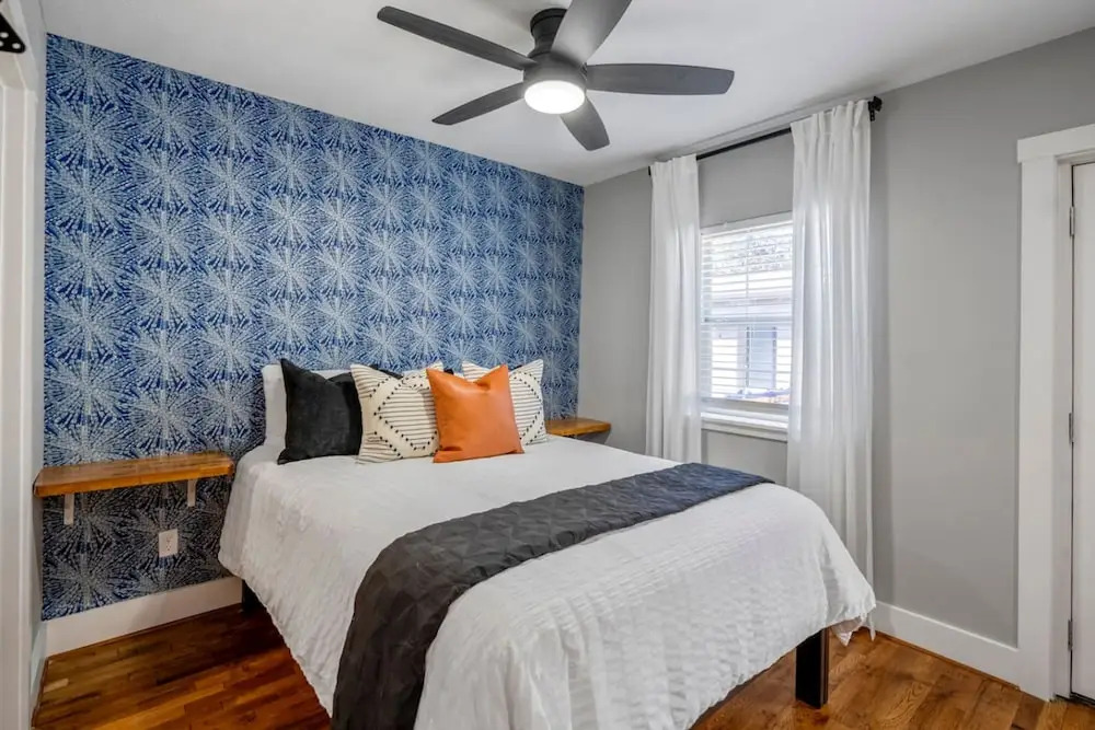 Urban Studio Retreat Near Downtown Houston