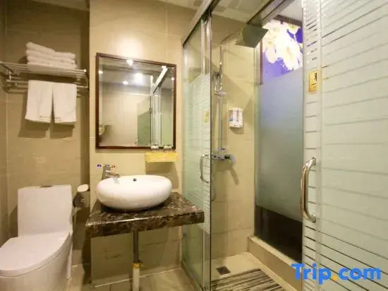 Dongyuan  Business Hotel