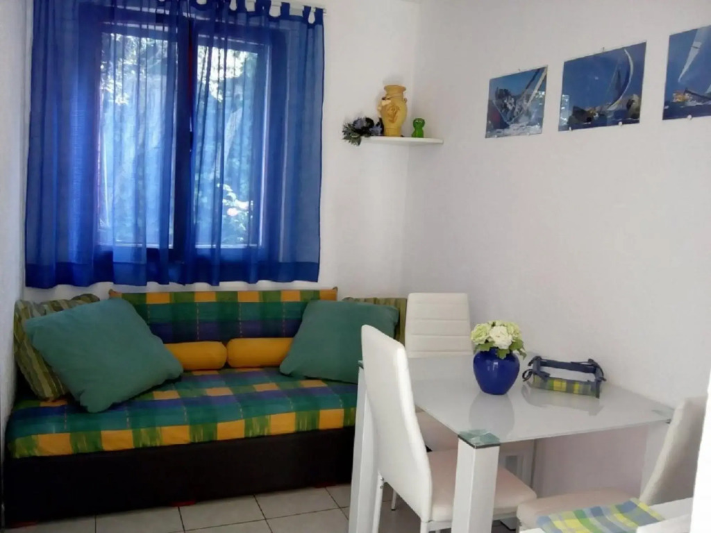 Neda - 80m from the sea - A2(2)
