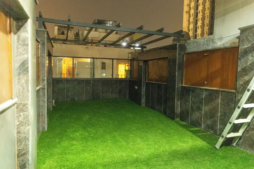 Platinum Service Apartment DLF Cyber City
