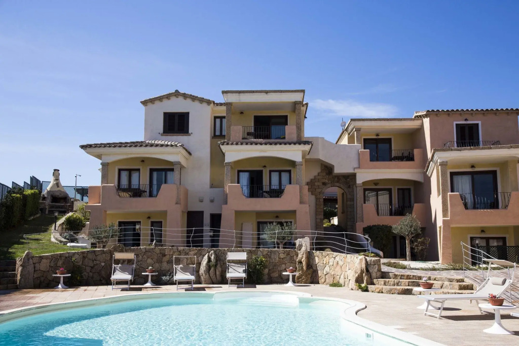 Complessi Residenziali Bados