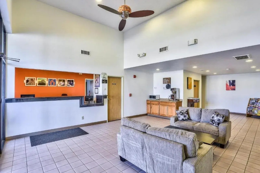 Motel 6-Winslow, AZ