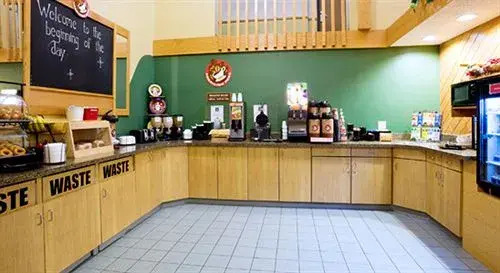 Northwoods Inn & Suites - Blackduck