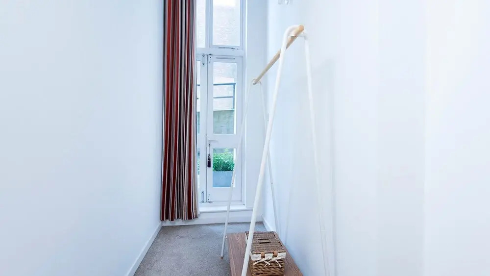 Sleek, Stylish 2BR Home in Shoreditch