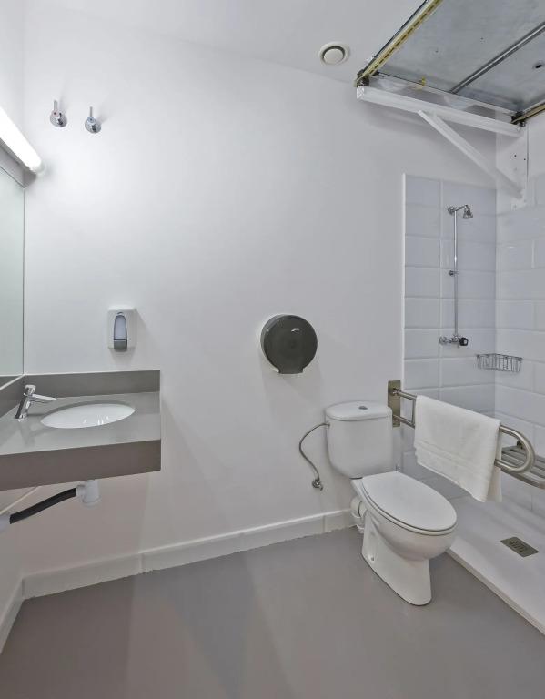 Hola Hostal Collblanc
