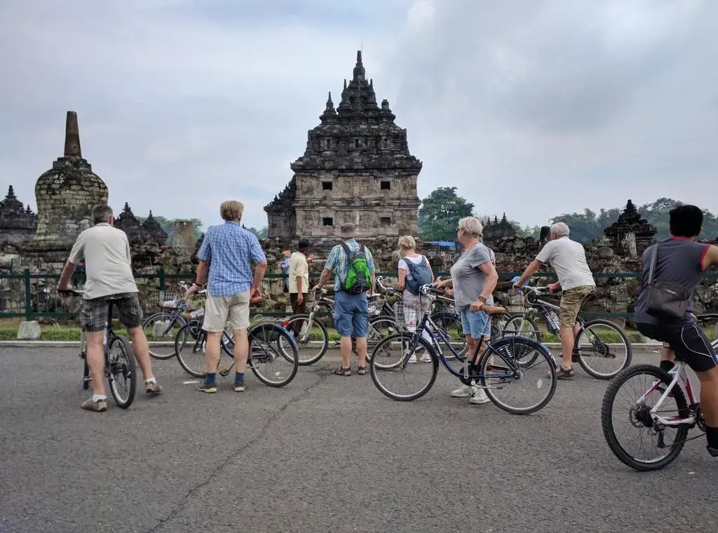 Joglo Ayem Tentrem