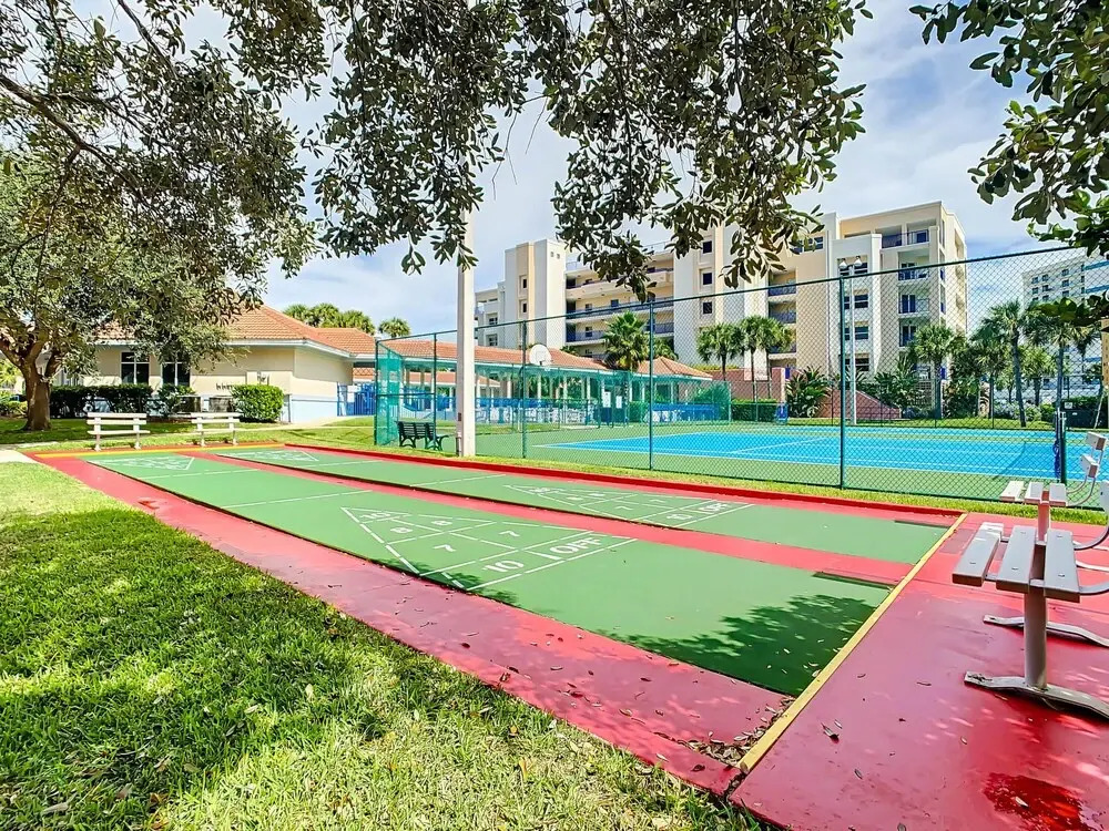 Oceanwalk Jr Penthouse Close to Pool Beach Access Ow14 604