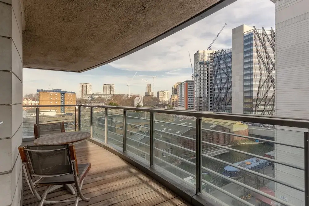 2 Bedroom Apartment in Central London