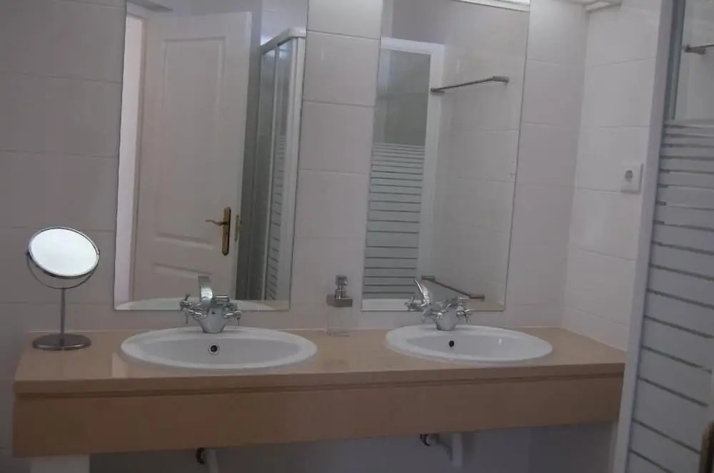 Villa 2, great spot Oura beach, Albufeira