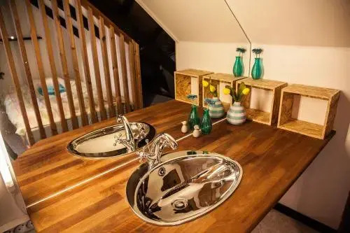 Tora Guesthouse