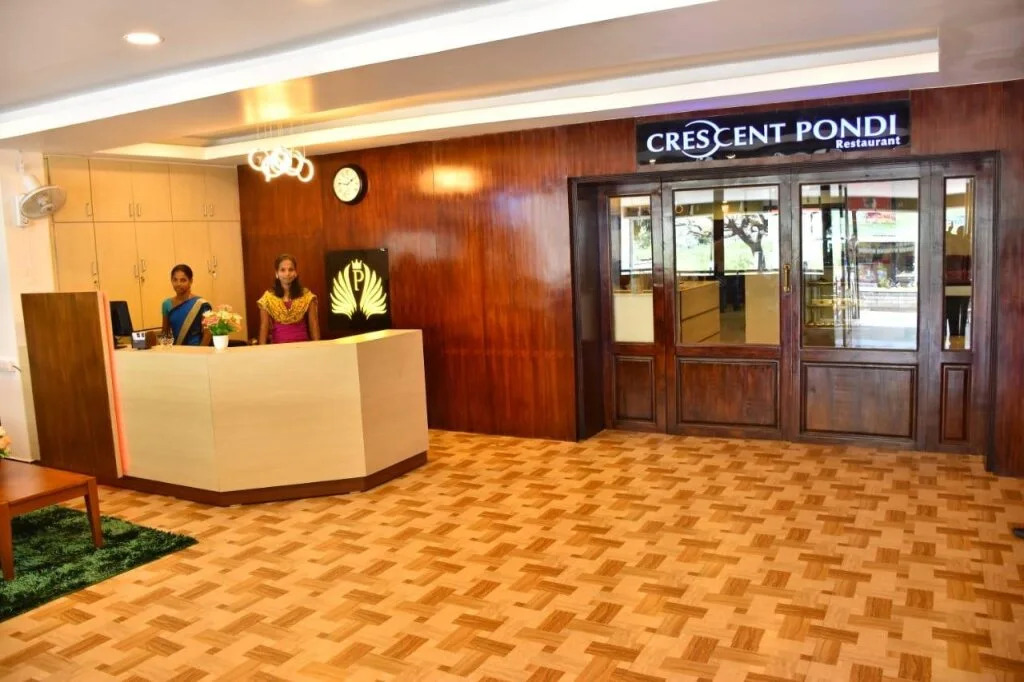 Hotel Palacial Pondi
