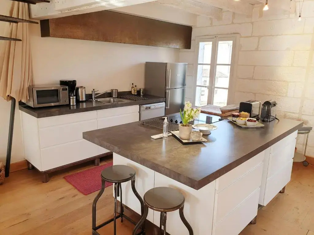 QUAI 3 loft moderne et lumineux les pieds dans l'eau