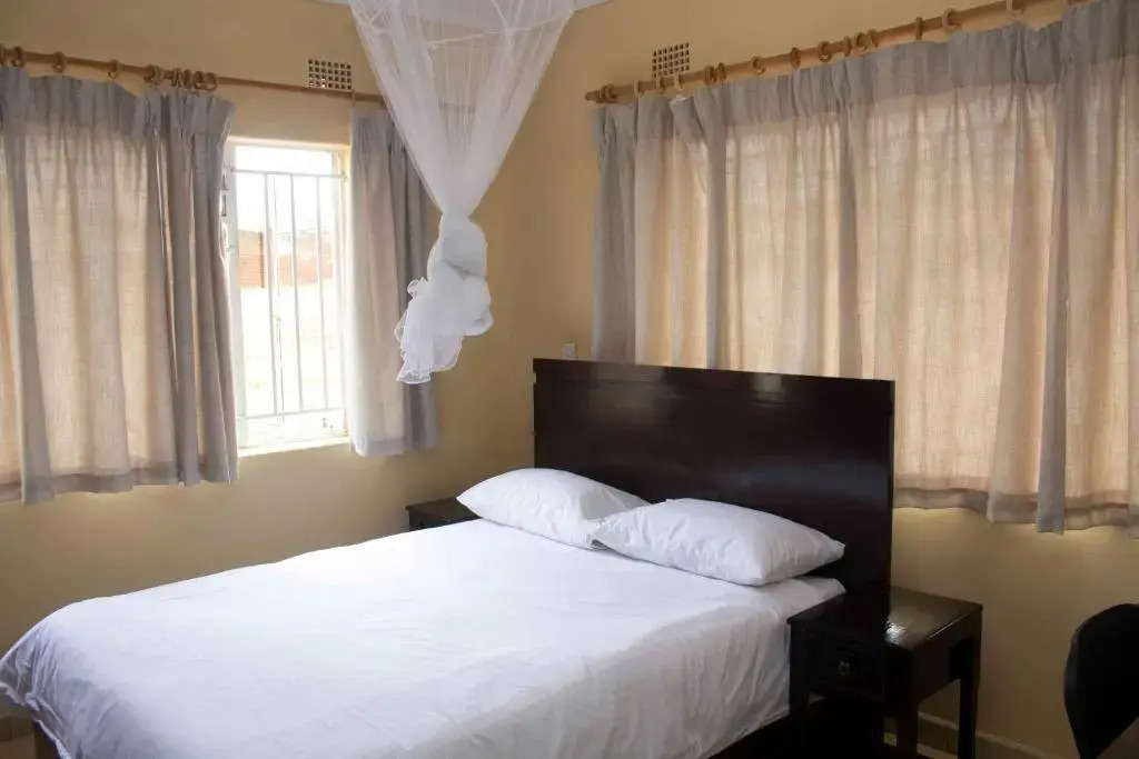 Chrinas Guest House