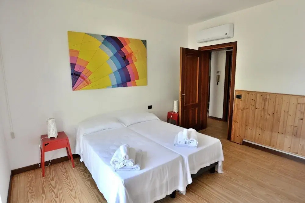 Villa Carducci - 6 Sleeps a c Villa in Pai di Torri del Benaco