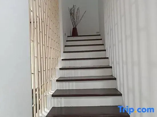 Treevilla 3 Bedrooms Home with Private Pool in South Jakarta