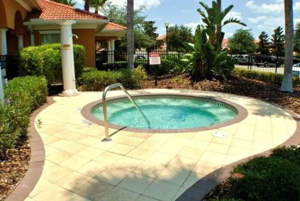 Solana - 4 Bedrooms House w/pool-4652SO