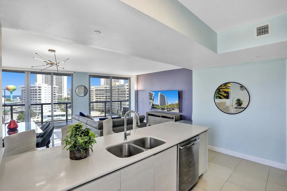 Amazing 3Bd Condo Beachwalk Resort