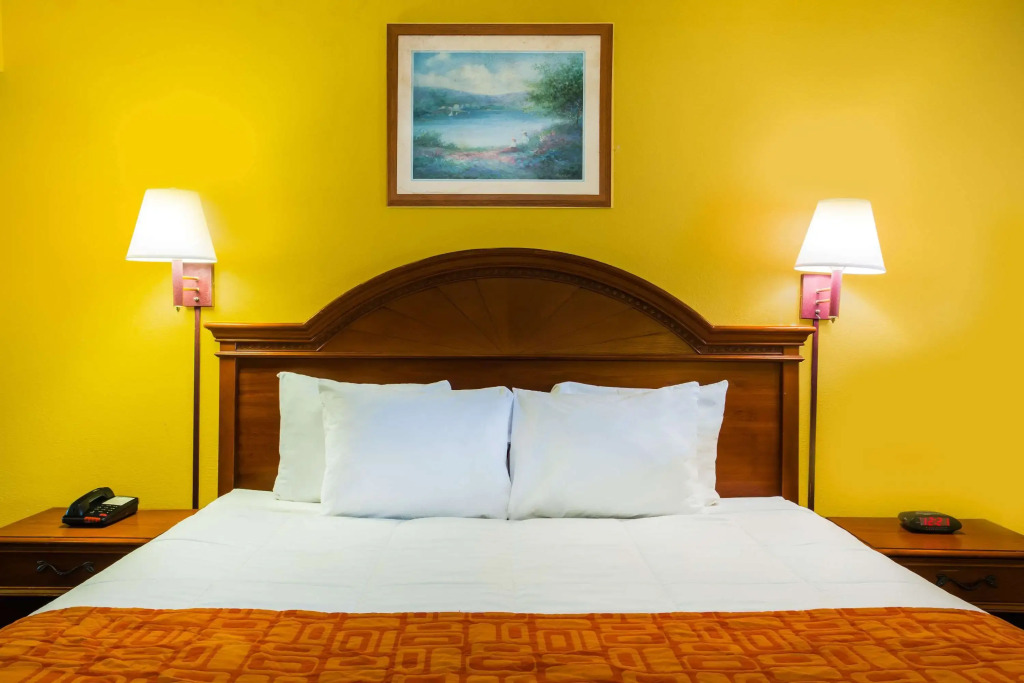 Howard Johnson by Wyndham Panama City