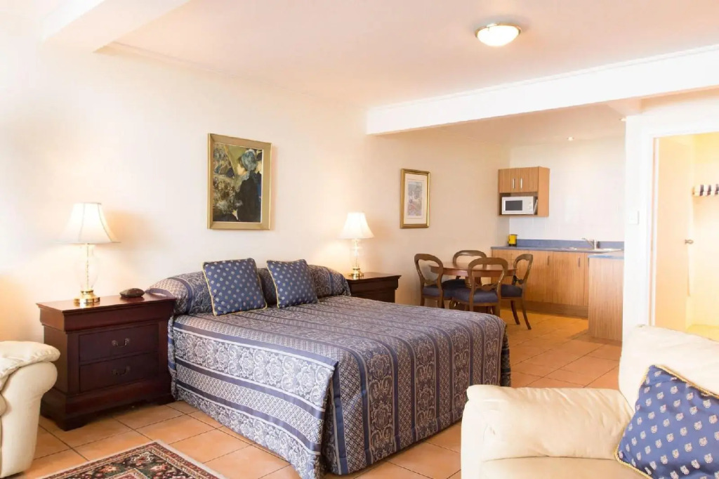 Commodores Lodge