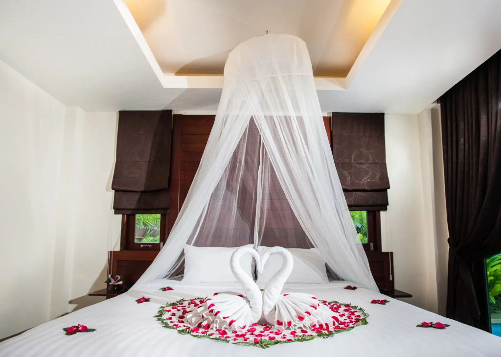 Howard Johnson by Wyndham Phuket Naiyang