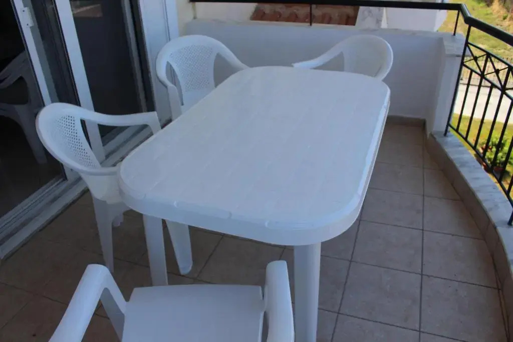 Paralia Ofriniou GR sunrise apartments 3