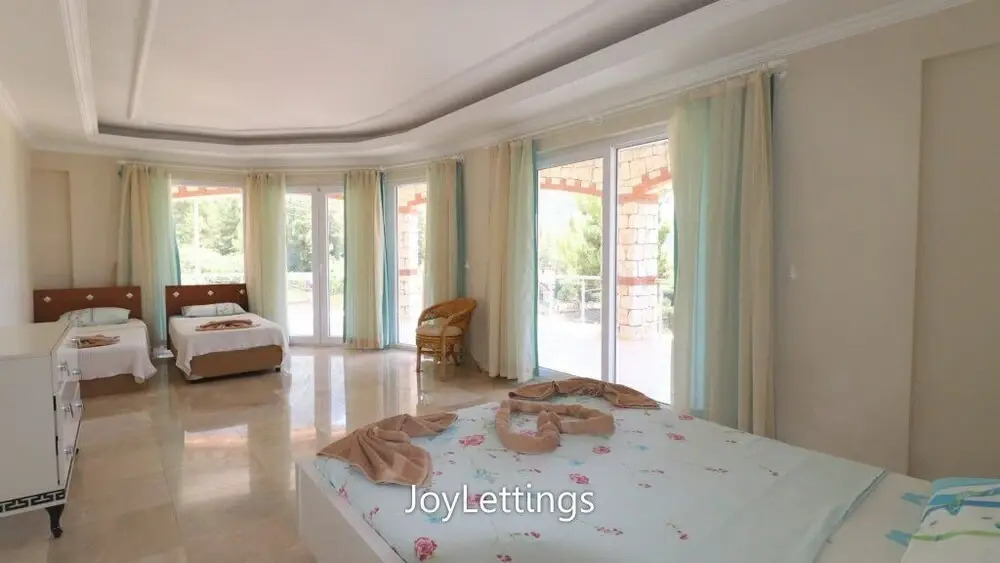 Villa NKL1 by JoyLettings
