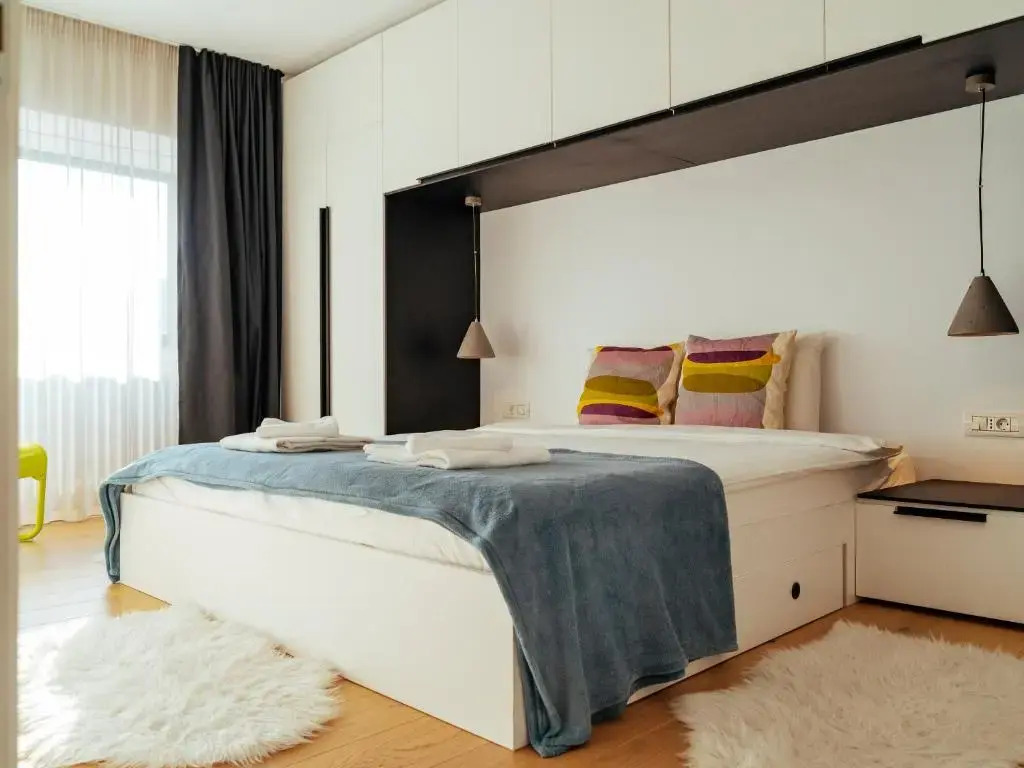 Central Modern Design Apartment