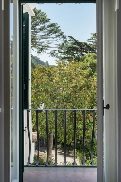 Azzurra, Capri Center