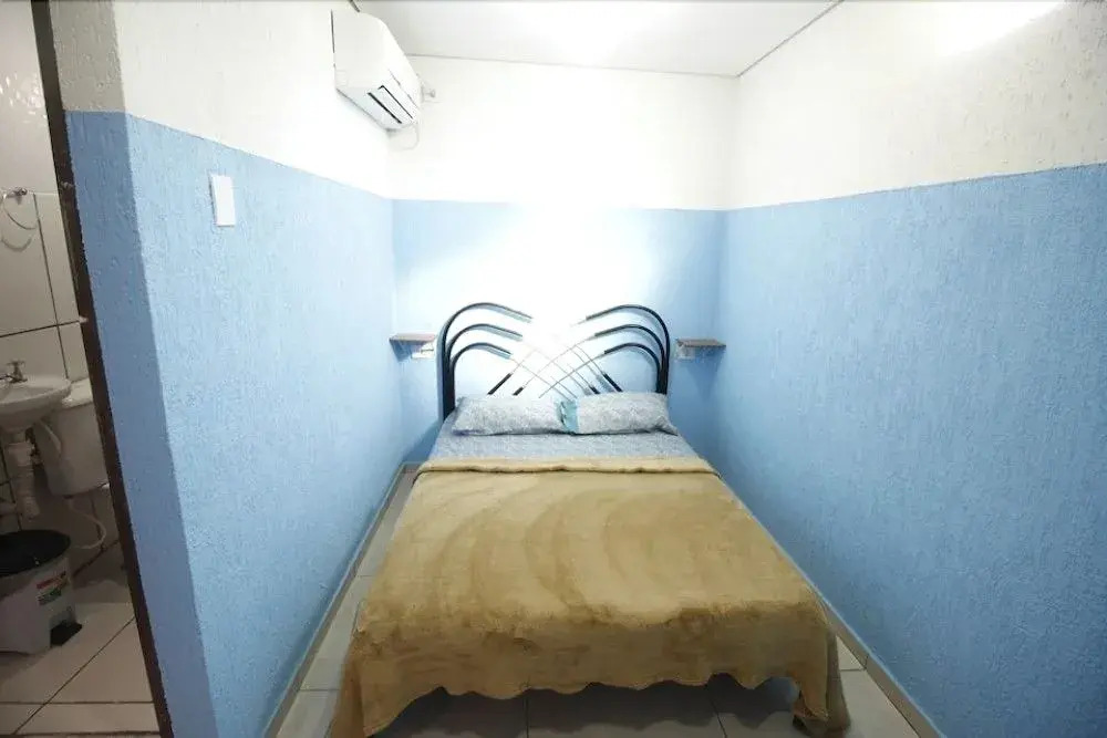 Hola Hostel