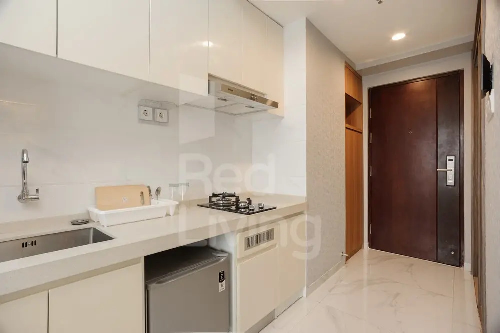 RedLiving Apartemen Sky House BSD - Lovely Space Tower Leonie