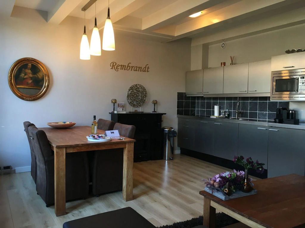 Dutch Masters Short Stay Apartments