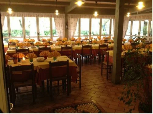 Ennesima Osteria con Alloggio - Bike Hotel