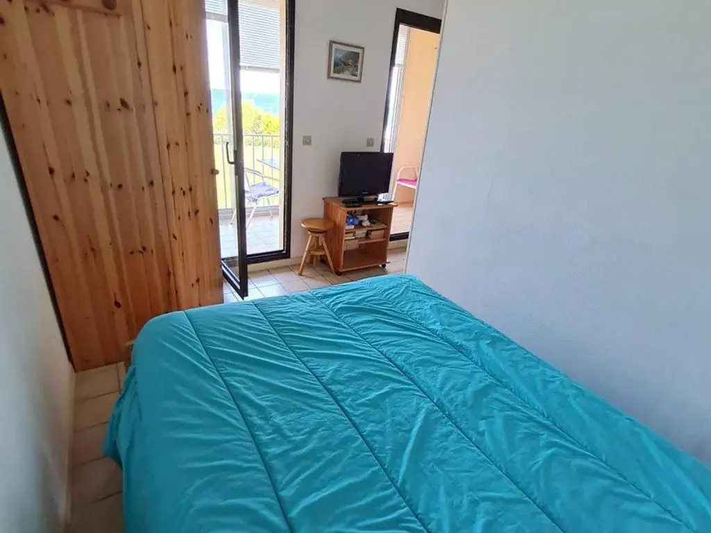 Appartement Six-Fours-les-Plages, 3 pièces, 4 personnes - FR-1-316-252