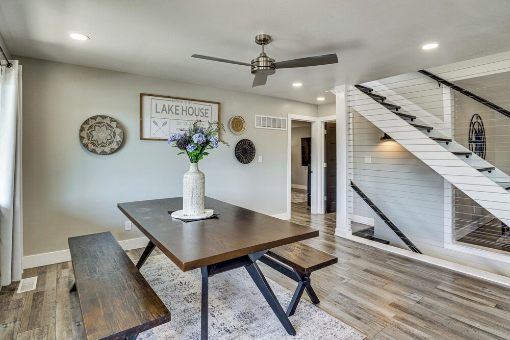 Private Dock & Theater Room: Lake Ozark Luxury