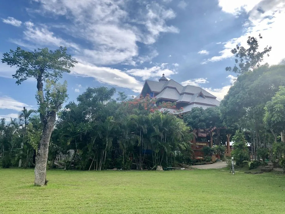 Rom Sak Resort