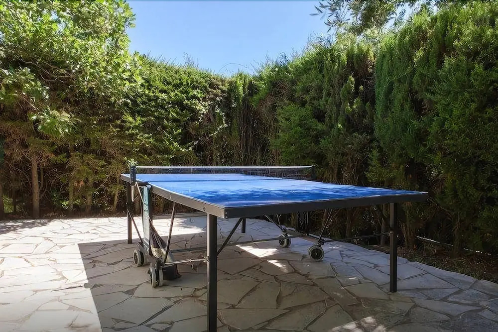 Villa la Mauvaise Herbe piscine jardin