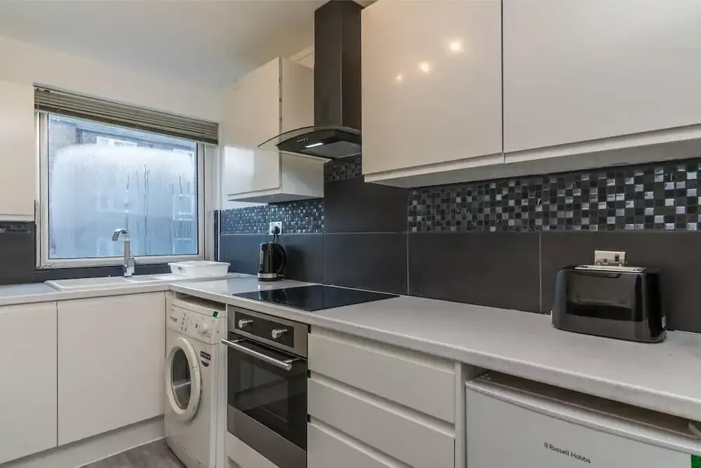 Magdala Apartment - Sleek and Modern 2bed in Nottingham