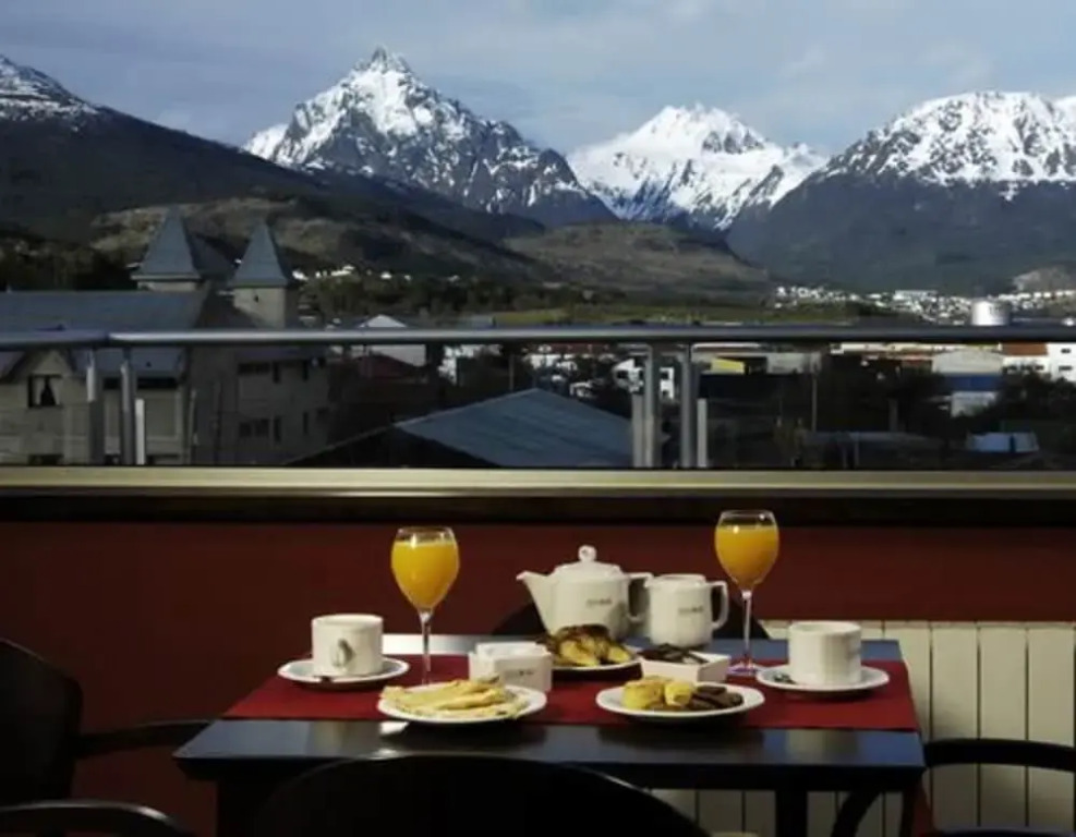 MIL810 Ushuaia Hotel