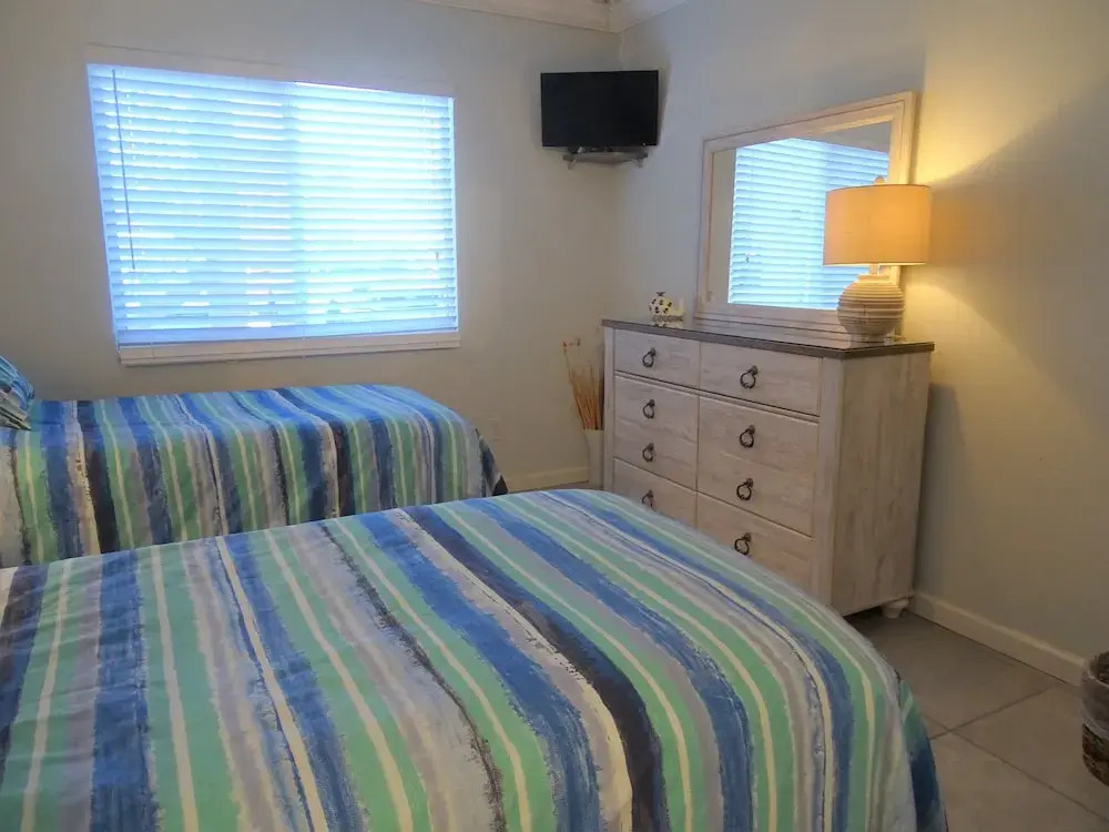 Sunset Royale - 112 2 Bedrooms 2 Bathrooms Condo